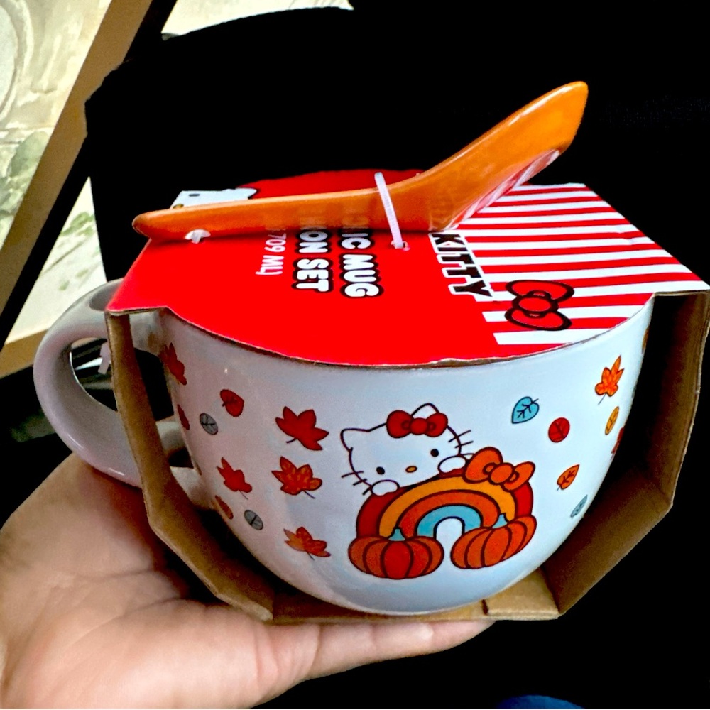 Sanrio Hello Kitty - CERAMIC MUG - SPOON SET